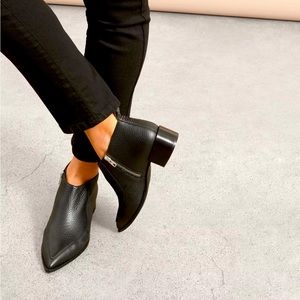 Everlane Boss Bootie in Black Leather